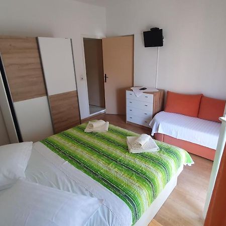 Appartement Violet à Banjol Extérieur photo