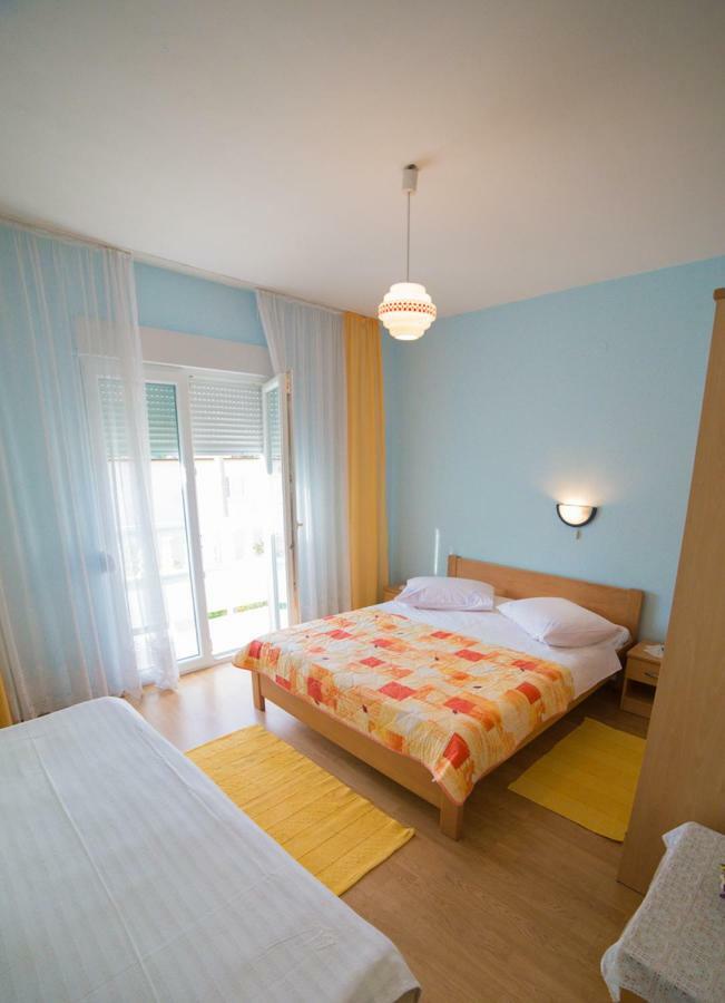 Appartement Violet à Banjol Extérieur photo