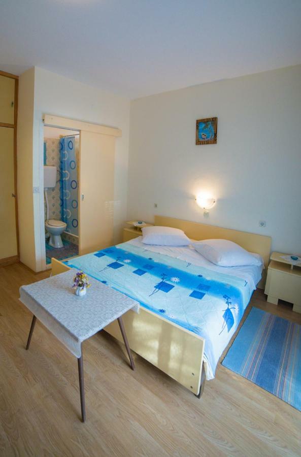 Appartement Violet à Banjol Extérieur photo